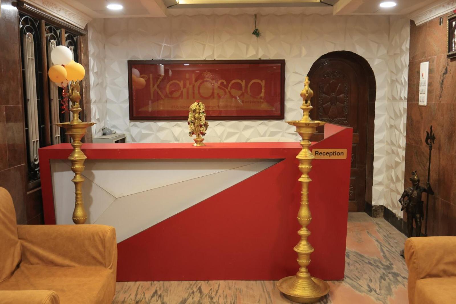 Kailasaa Residency Tiruvannāmalai Exteriör bild